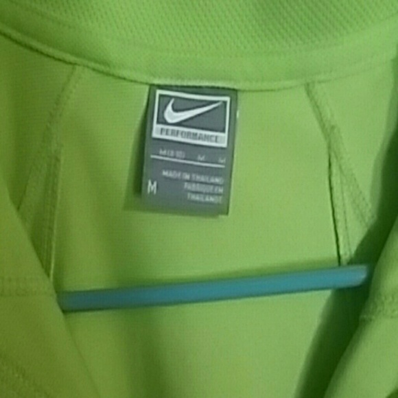 Nike shirt - Picture 2 of 4